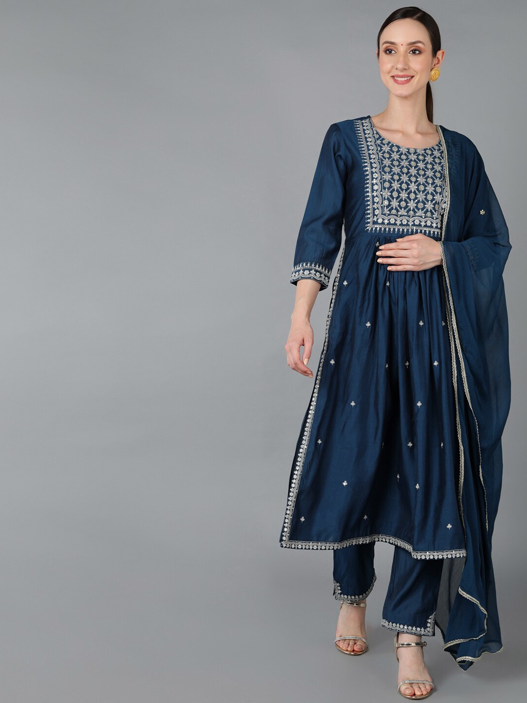 

AHIKA Women Ethnic Motifs Yoke Design Pleated Sequinned Kurta with Trousers & Dupatta, Navy blue