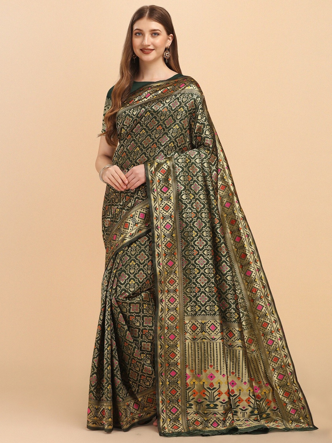 

Naishu Trendz Ethnic Motifs Zari Pure Silk Kanjeevaram Saree, Green