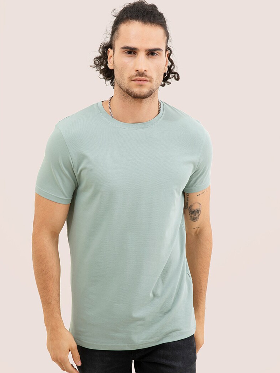 

Snitch Men Cotton Slim Fit T-shirt, Green