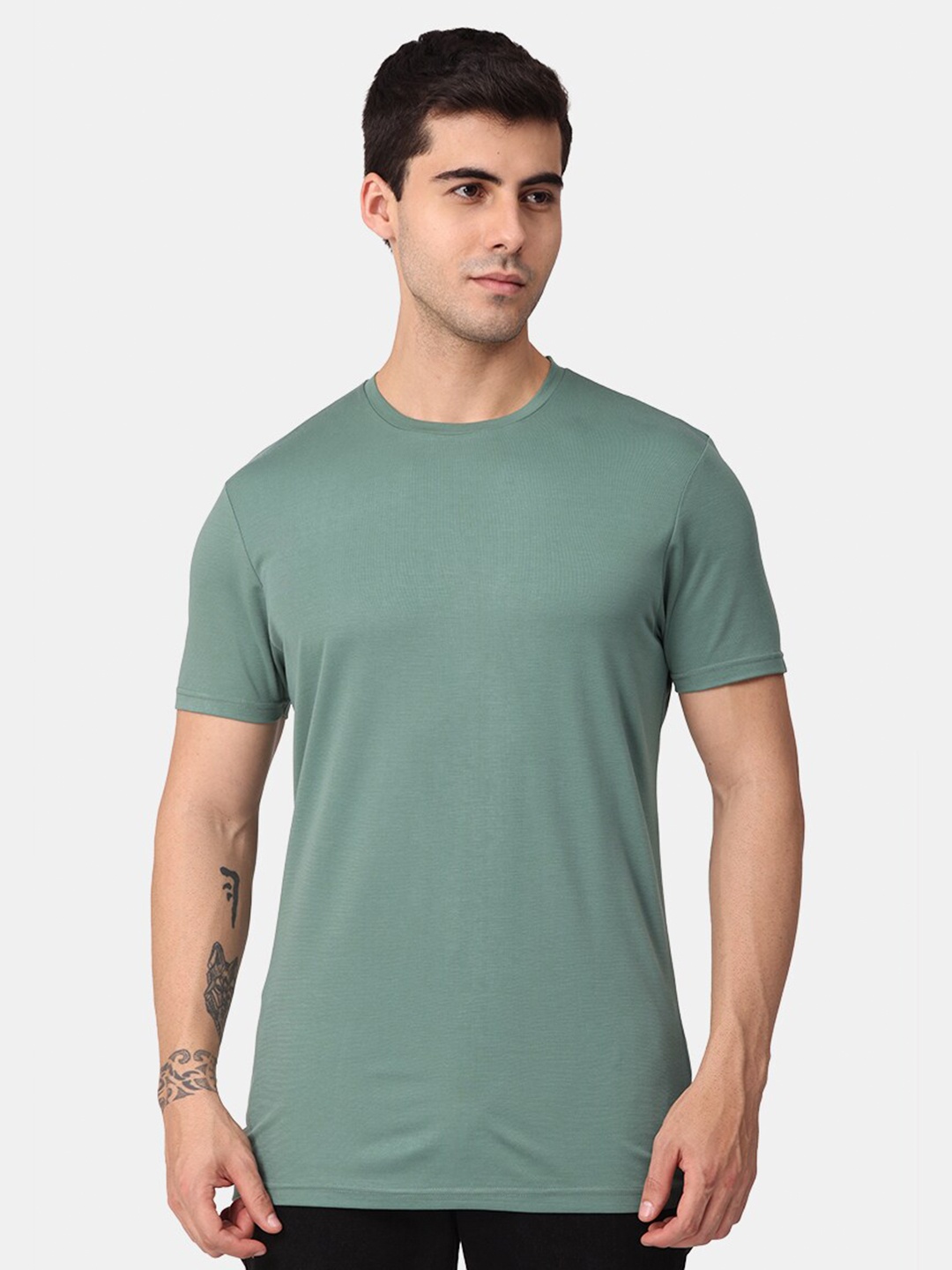 

Snitch Men Cotton Slim Fit T-shirt, Green