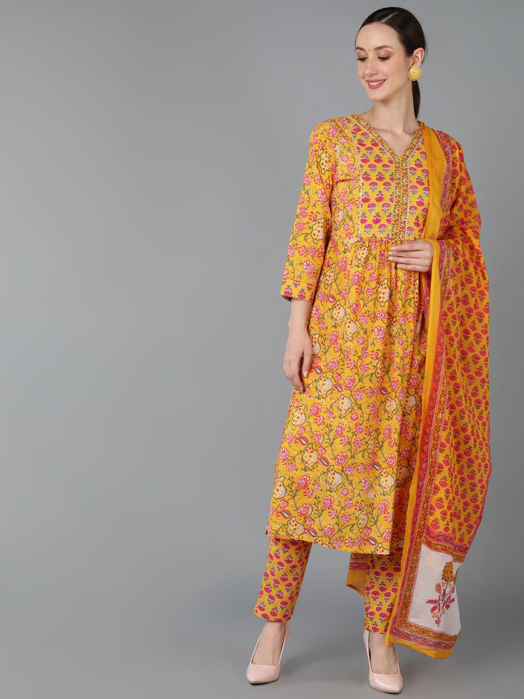 

AHIKA Women Floral Printed Empire Pure Cotton Kurta with Trousers & Dupatta, Yellow