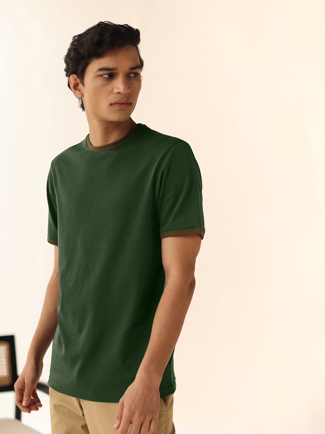 

Andamen Men Round Neck Cotton T-shirt, Green