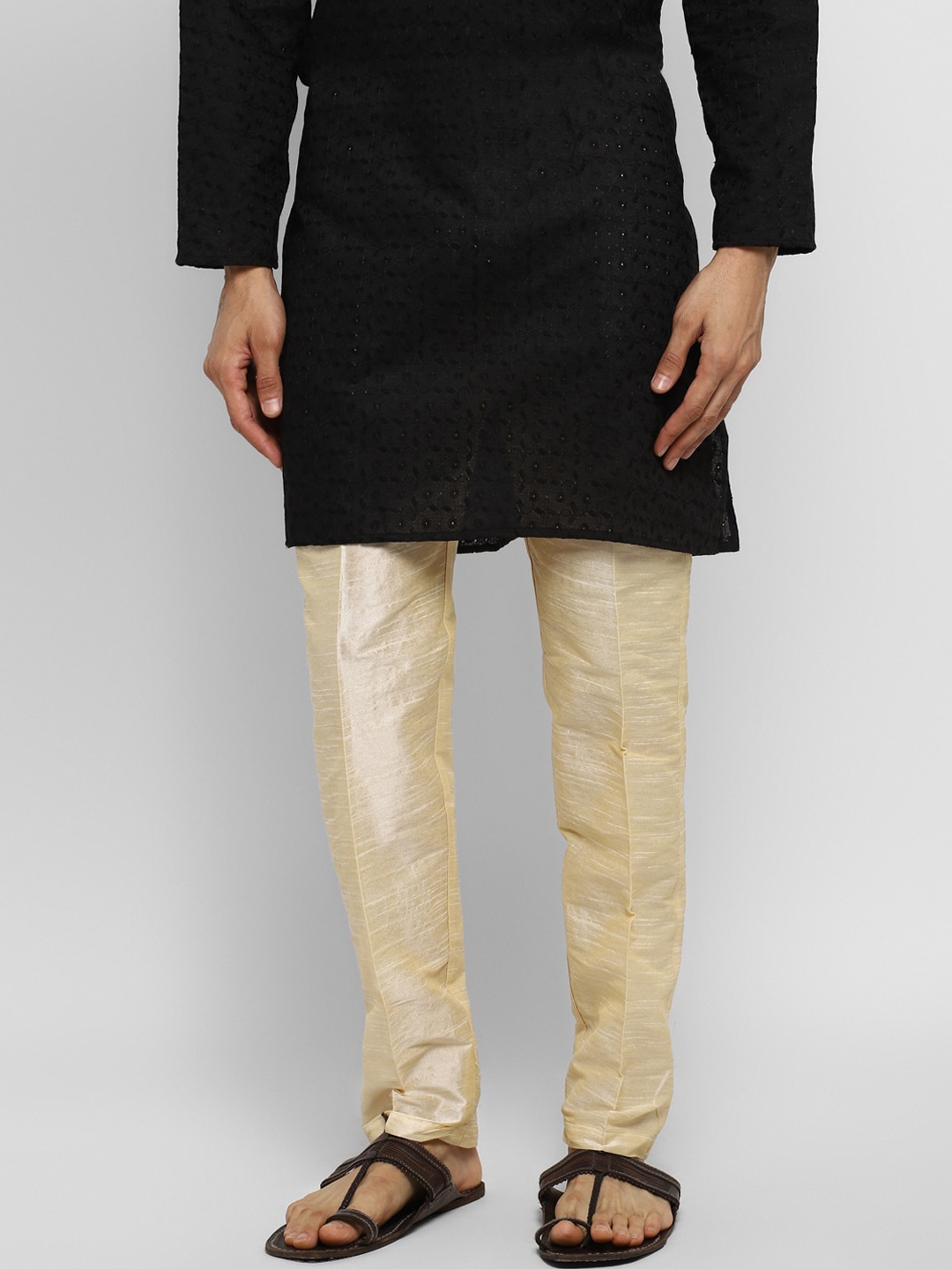 

ROYAL KURTA Men Mid-Rise Pyjamas, Gold