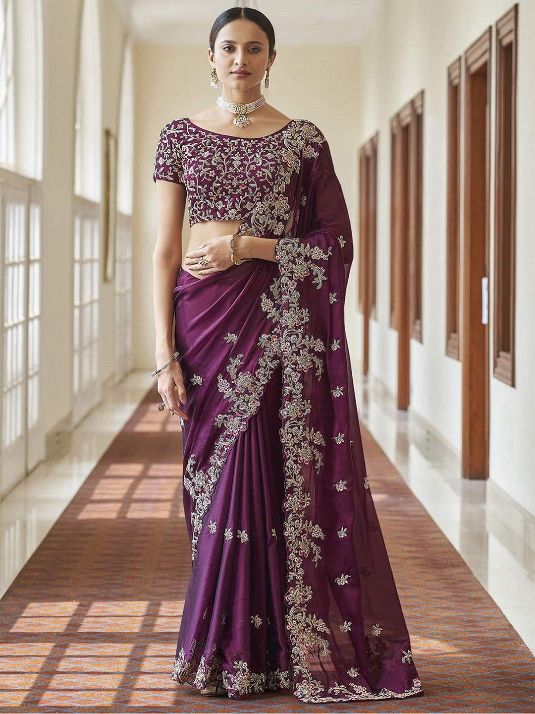

Trendmalls Embellished Embroidered Pure Silk Saree, Purple