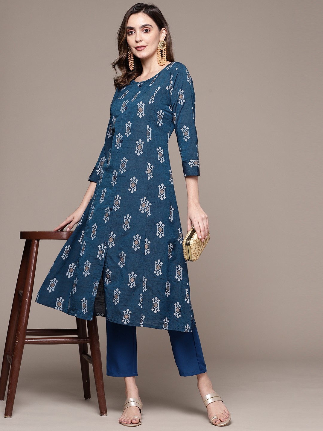 

Anubhutee Women Printed Kurta, Blue