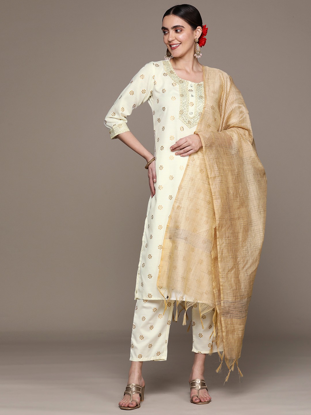 

Anubhutee Women Ethnic Motifs Yoke Design Sequinned Kurta with Trousers & Dupatta, Off white