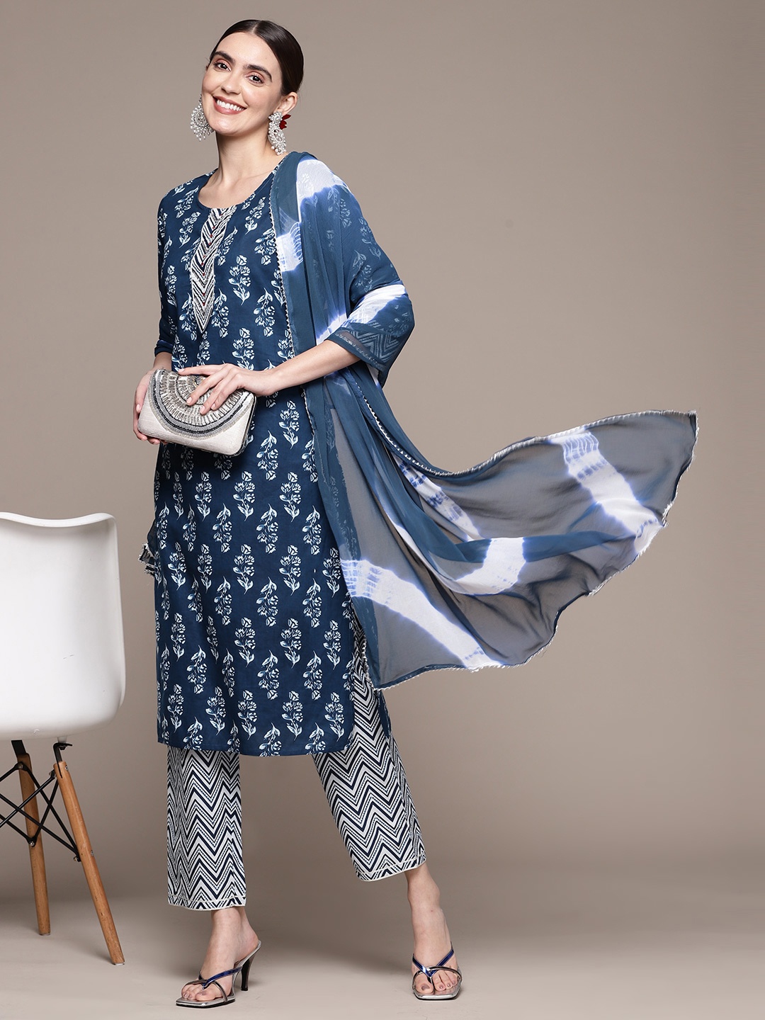 

Anubhutee Women Ethnic Motifs Printed Sequinned Pure Cotton Kurta Set, Blue