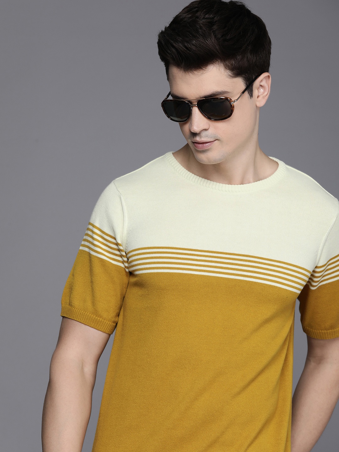 

Kenneth Cole Short Sleeves Colourblocked T-shirt, Mustard