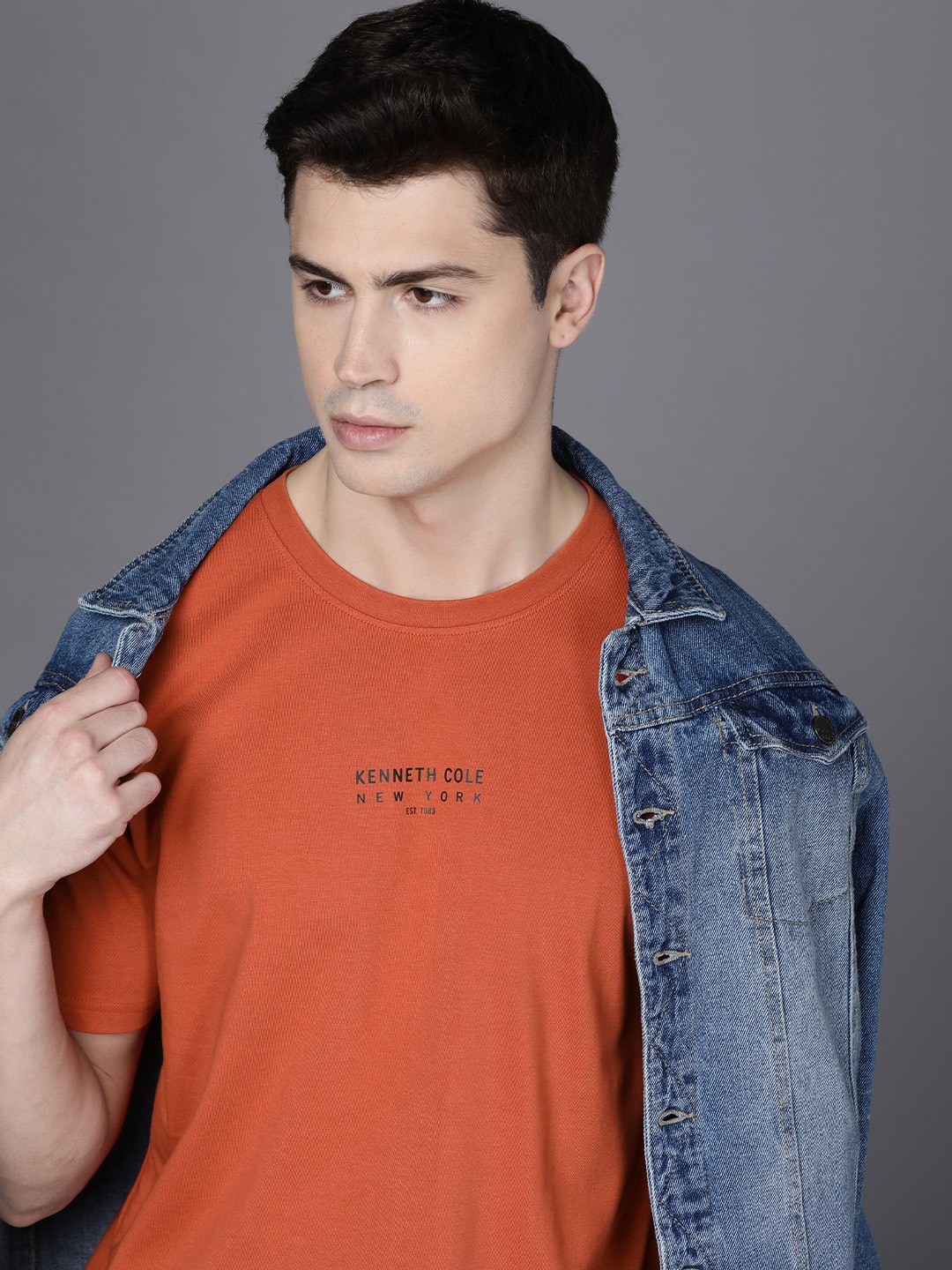 

Kenneth Cole Men Rust Pure Cotton Casual T-shirt