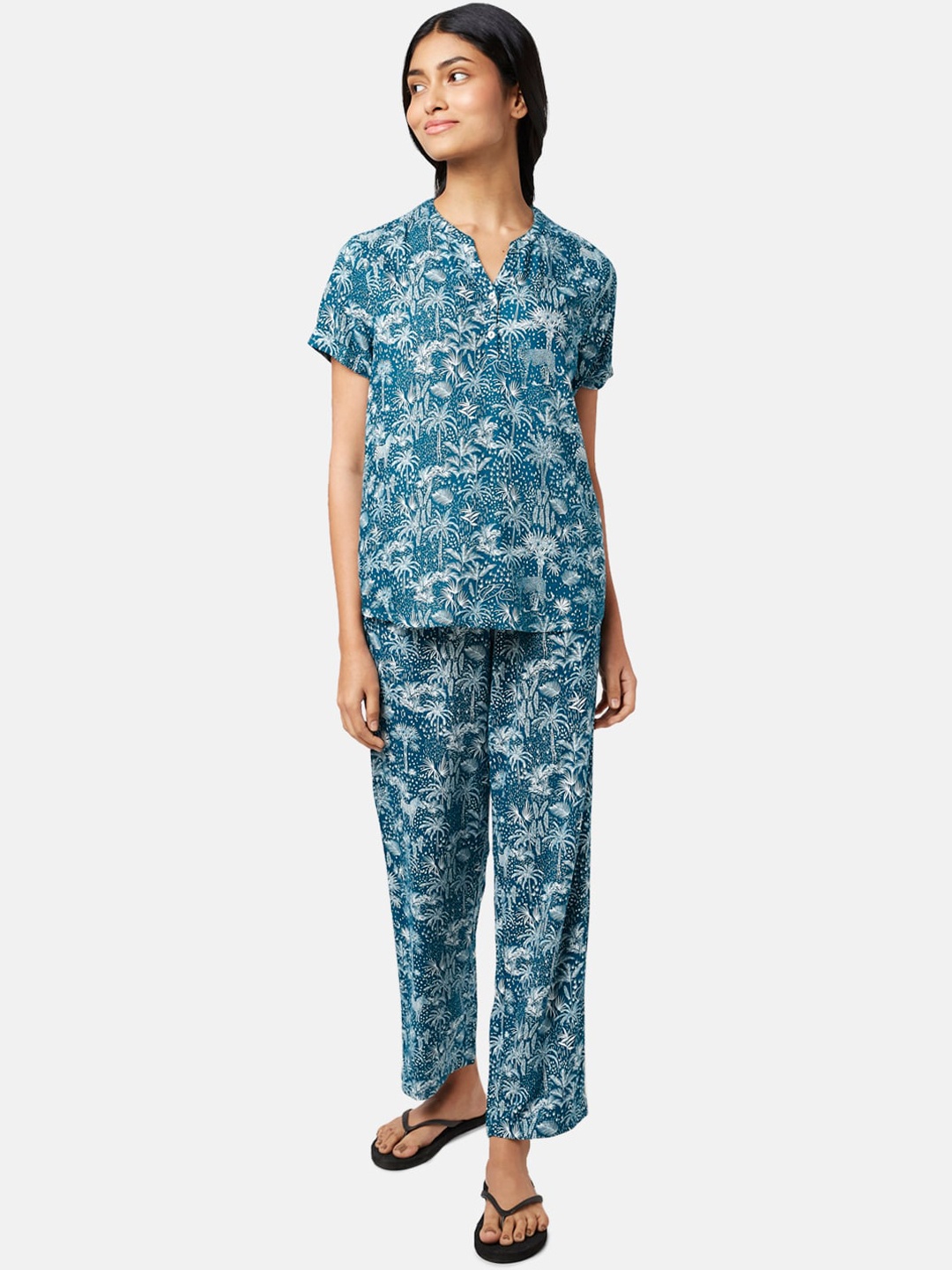 

Dreamz by Pantaloons Women Printed Night suit, Teal