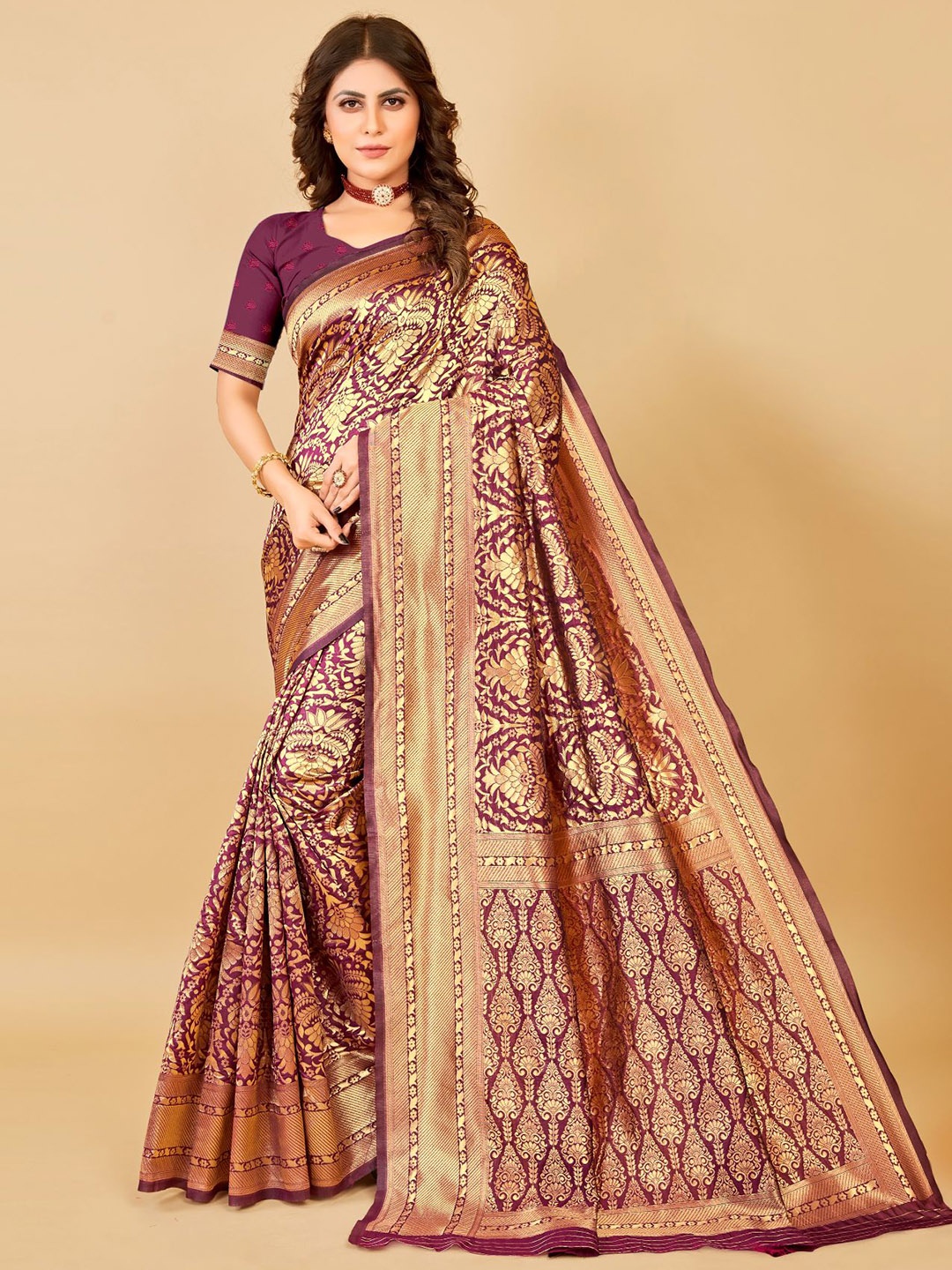 

VAIRAGEE Floral Zari Silk Blend Banarasi Saree, Purple