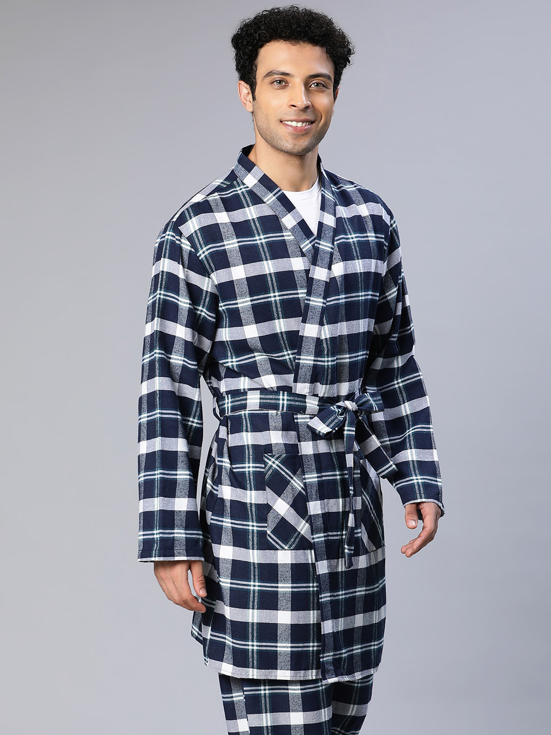 

Oxolloxo Men Checked Pure Cotton Night suit, Navy blue