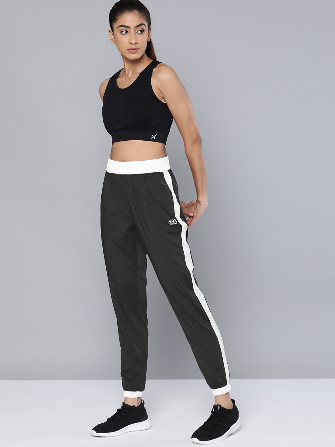 

HRX by Hrithik Roshan Women Rapid-Dry Training Joggers, Grey