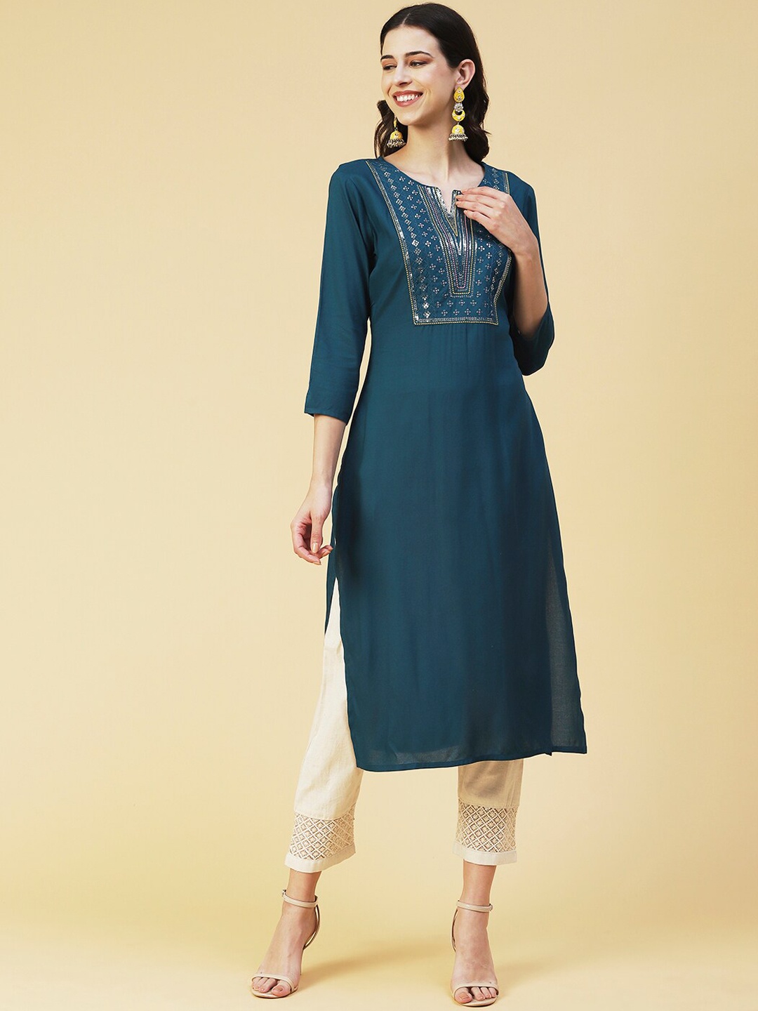 

FASHOR Ethnic Motifs Embroidered Yoke Design Notched Neck Kurta, Teal
