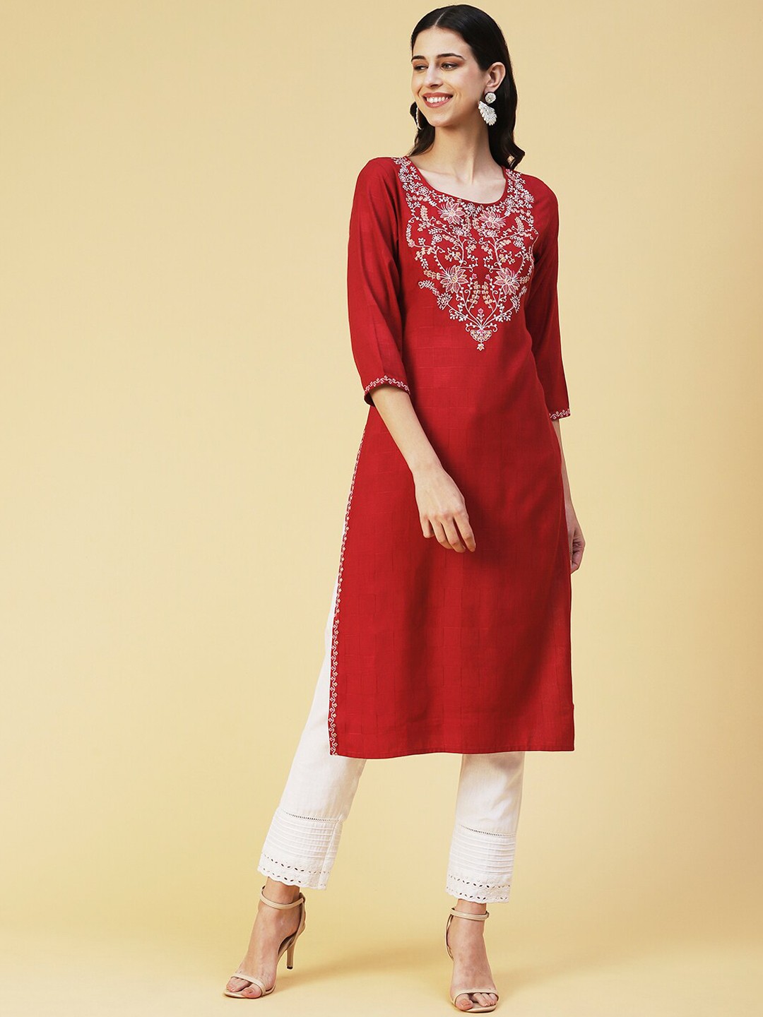 

FASHOR Ethnic Motifs Yoke Design Thread Work Kurta, Red