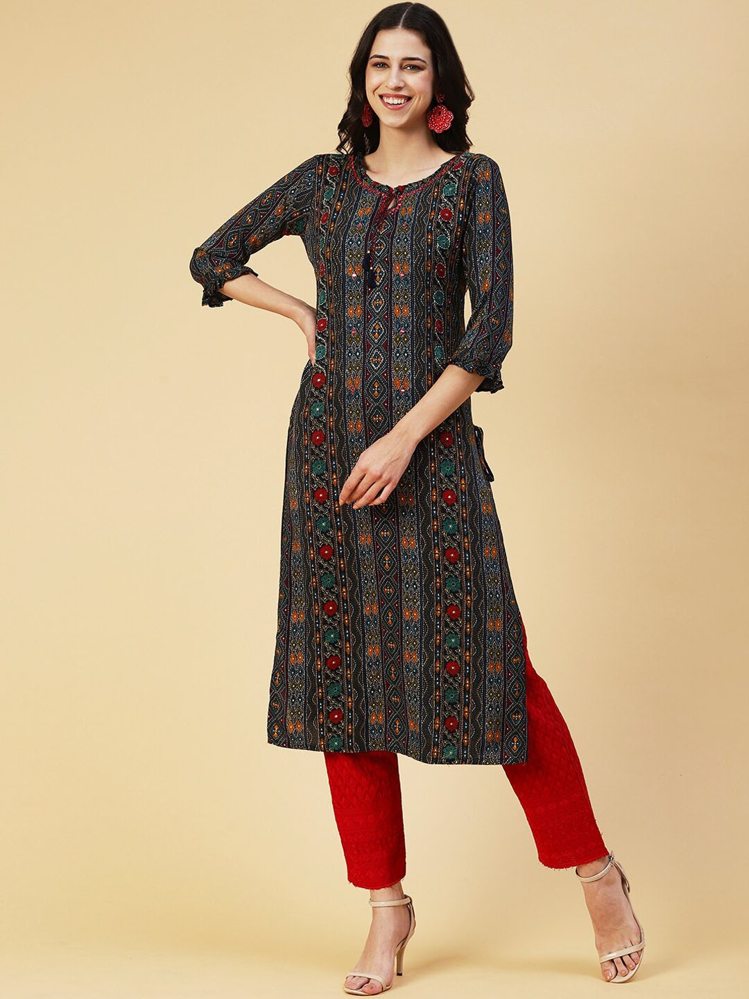 

FASHOR Ethnic Motifs Printed Tie Up Neck Kurta, Multi