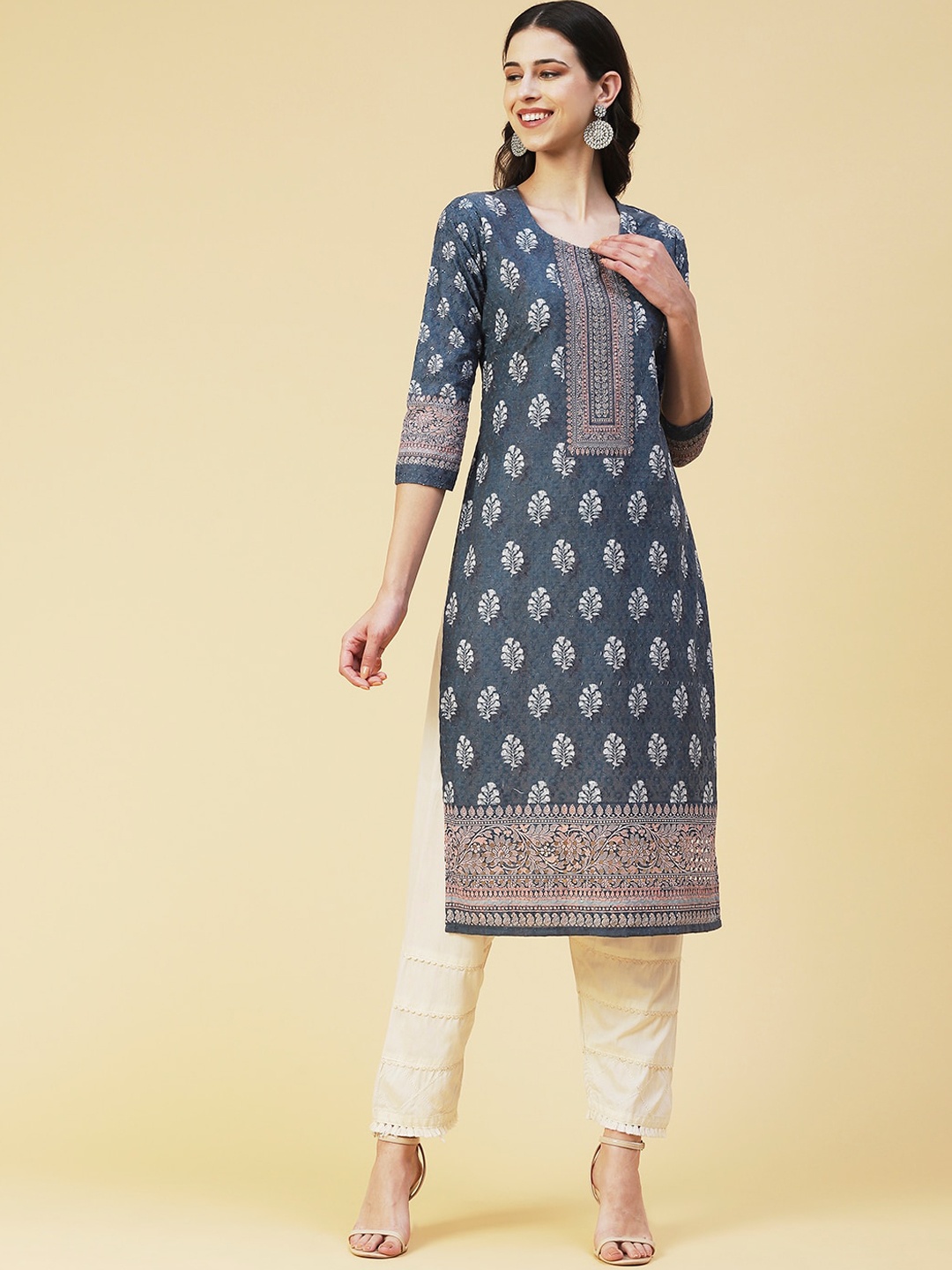 

FASHOR Floral Yoke Design Kurta, Grey