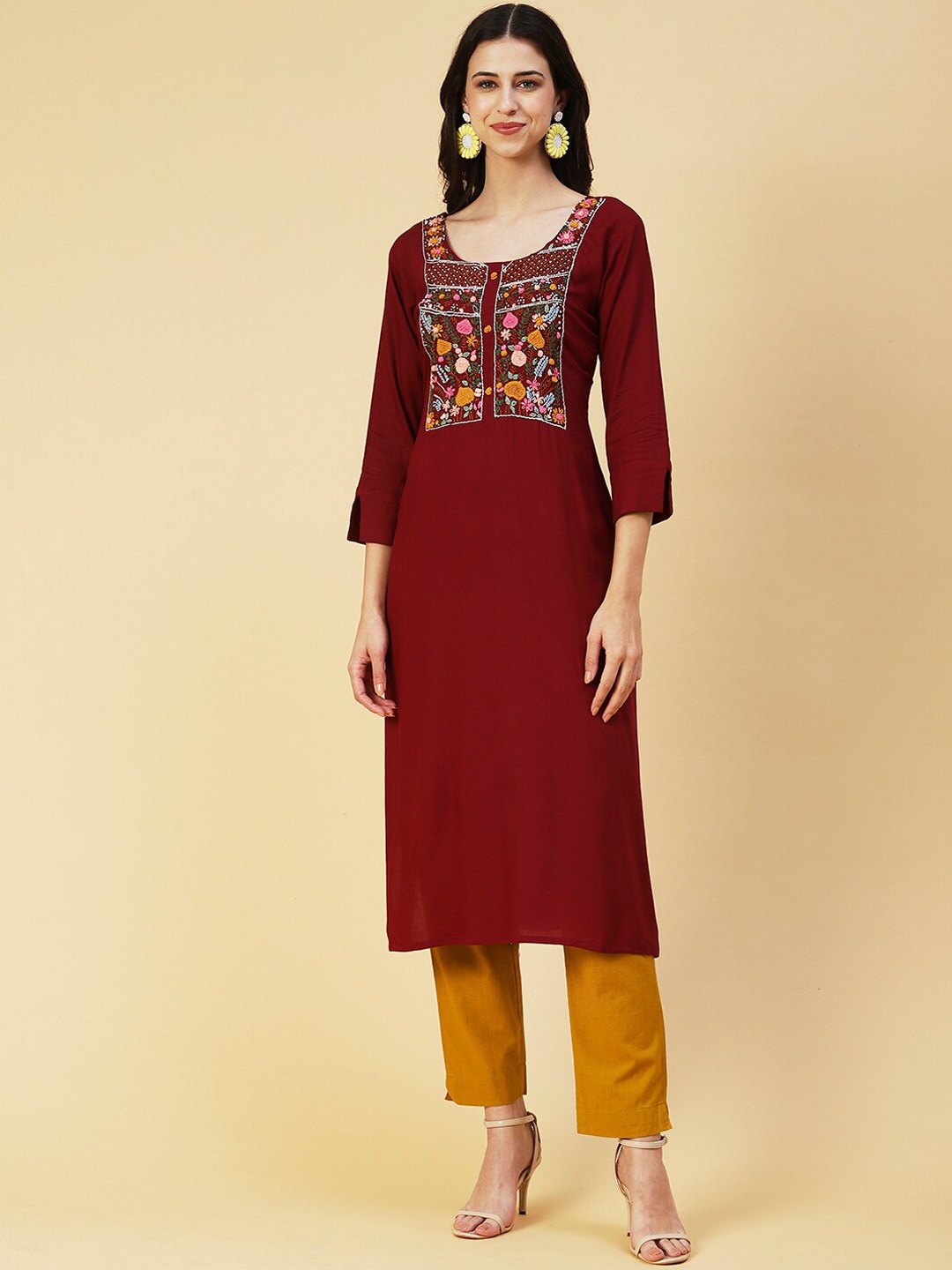 

FASHOR Floral Yoke Design Thread Work Straight Regular Kurta, Maroon