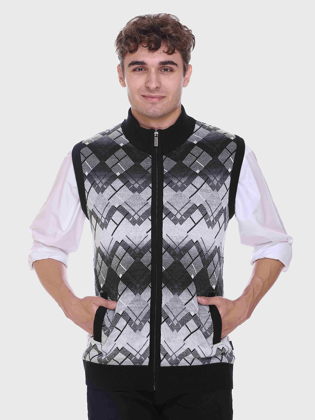 

GODFREY Men Geometric Wool Sweater Vest, Black