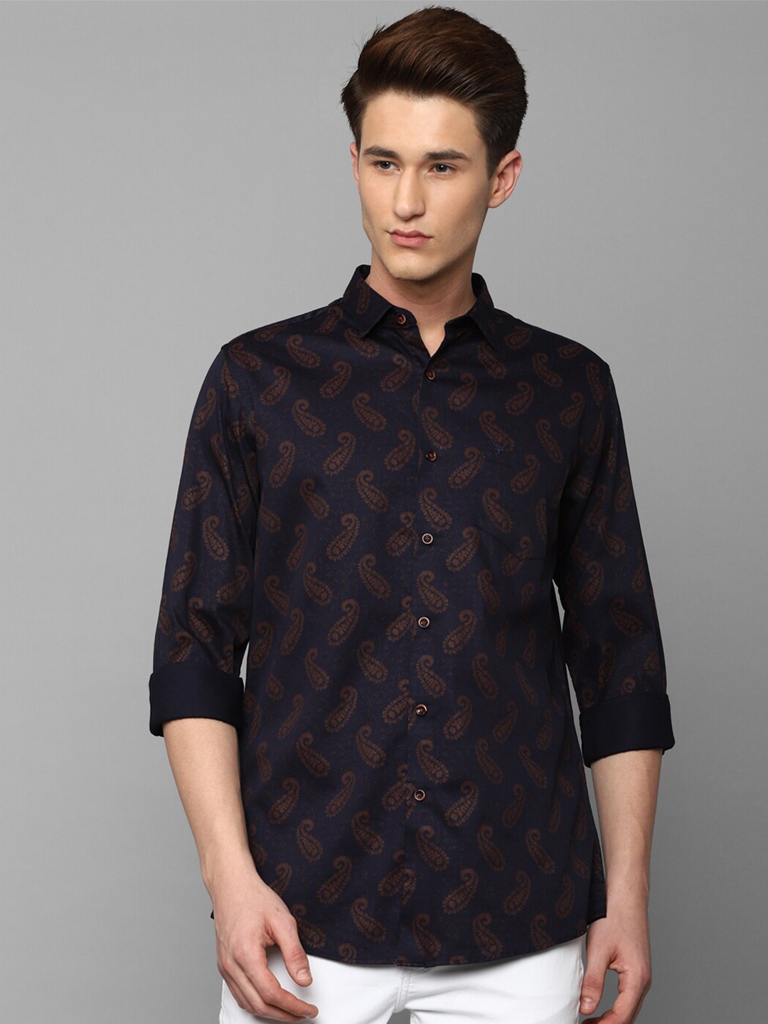 

Allen Solly Men Slim Fit Printed Cotton Casual Shirt, Navy blue
