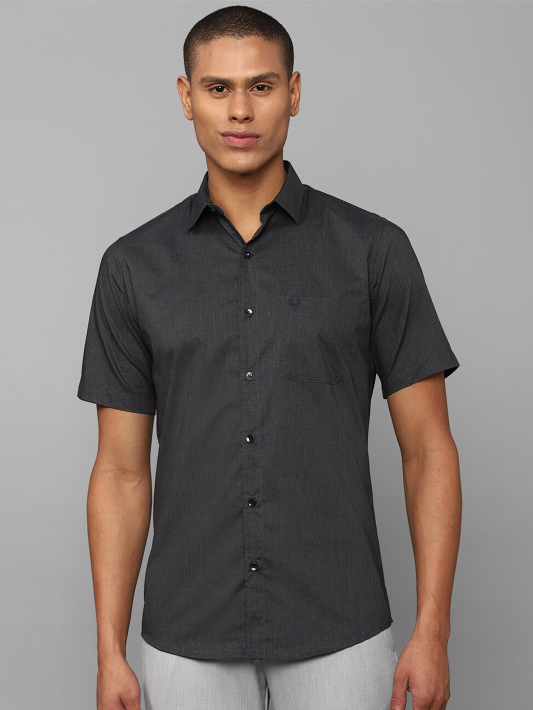 

Allen Solly Men Solid Slim Fit Short Sleeves Casual Shirt, Charcoal