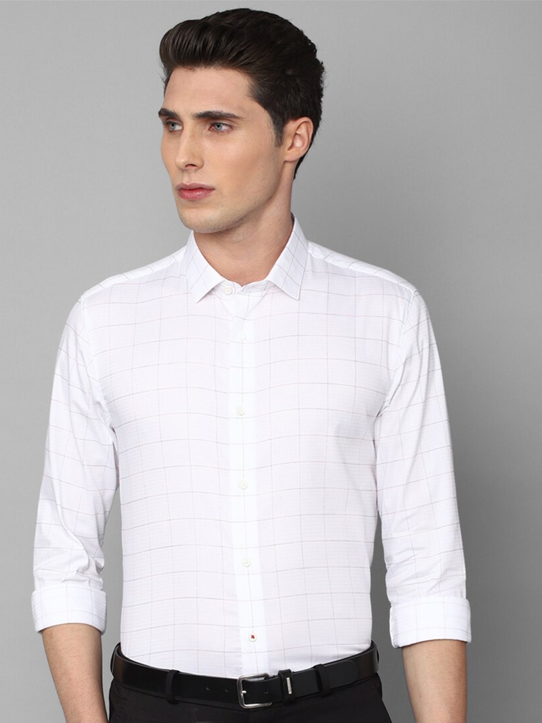 

Louis Philippe Sport Men Slim Fit Windowpane Checks Checked Cotton Casual Shirt, White