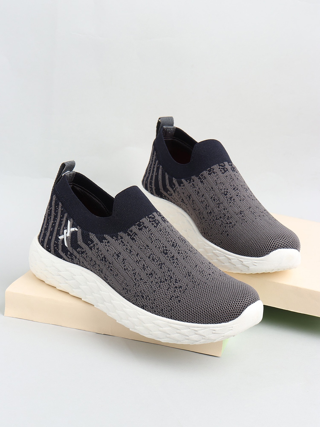 

Carlton London sports Women Woven Design Slip-On Sneakers, Grey