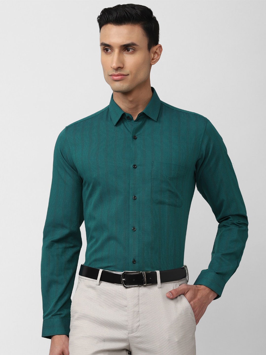 

Peter England Men Slim Fit Striped Formal Shirt, Green