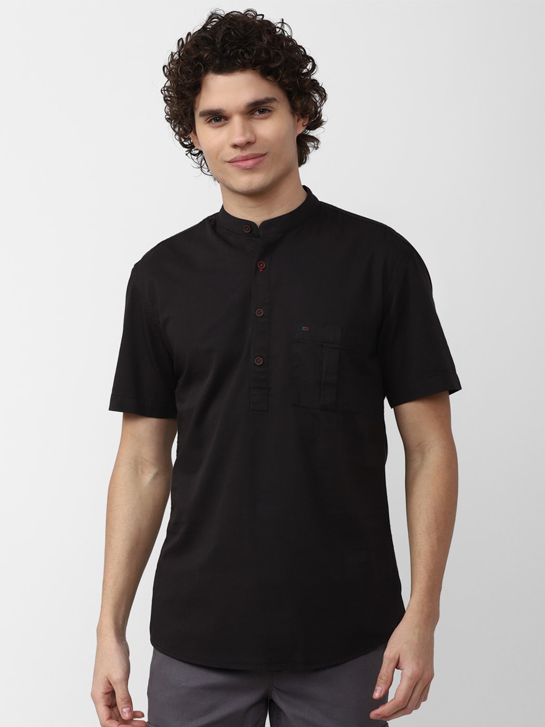 

Peter England Casuals Men Slim Fit Casual Cotton Shirt, Black