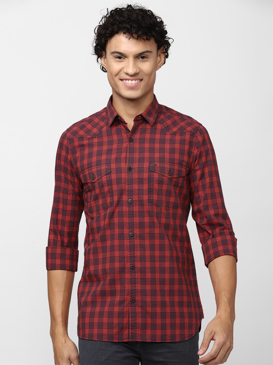 

Peter England Casuals Men Slim Fit Checked Pure Cotton Casual Shirt, Red