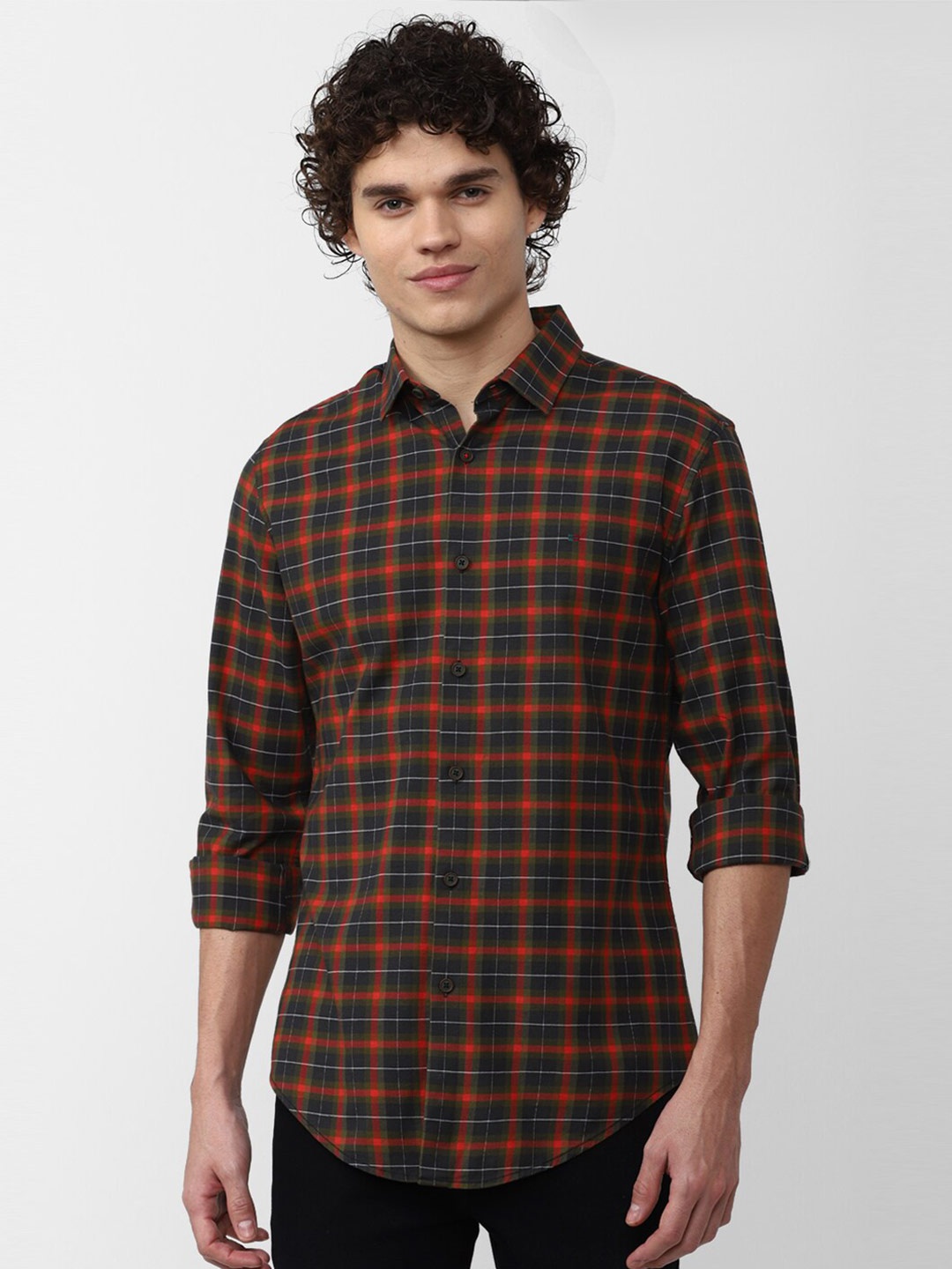 

Peter England Casuals Men Slim Fit Tartan Checks Casual Shirt, Brown