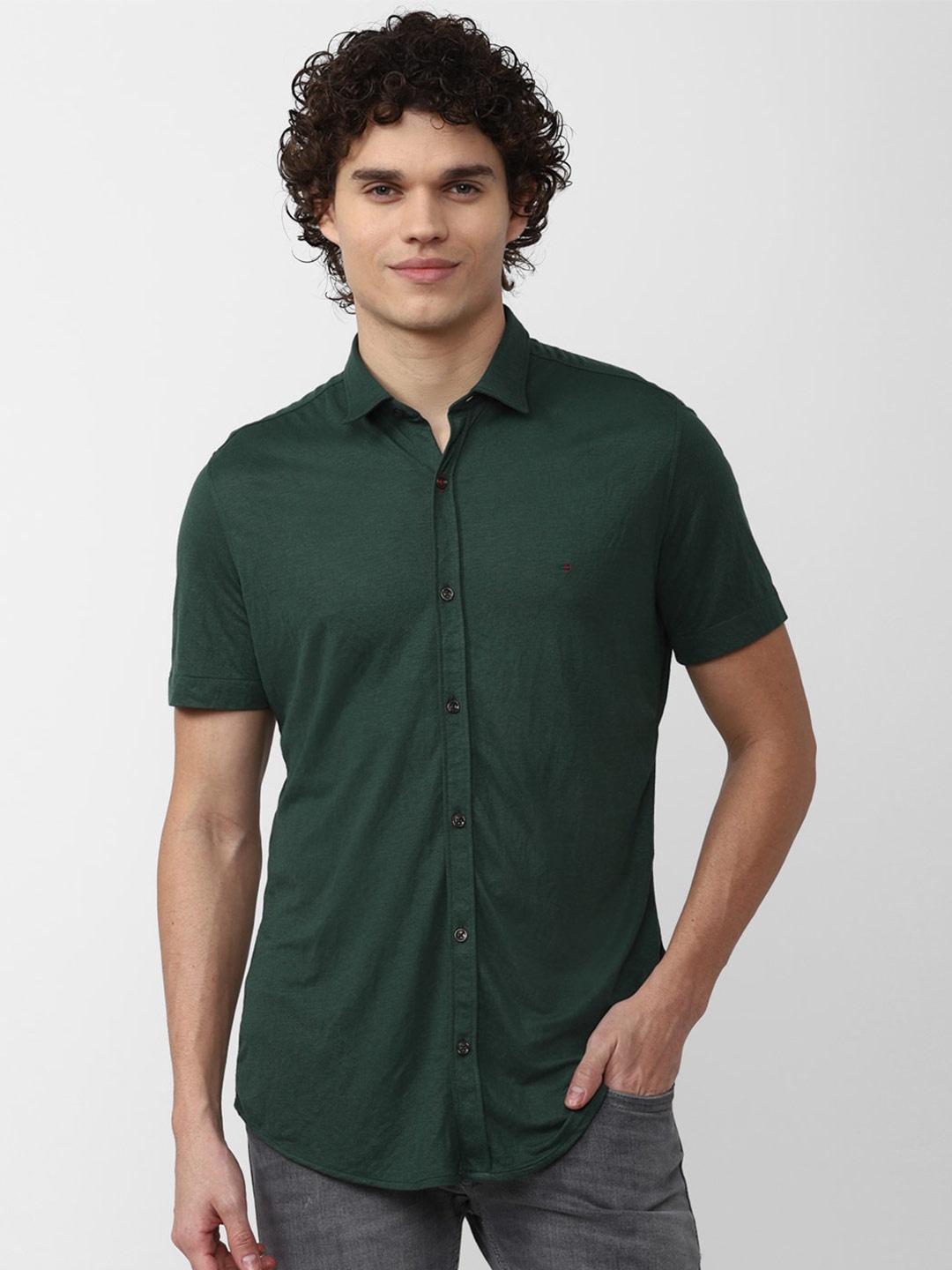 

Peter England Casuals Men Slim Fit Casual Shirt, Green