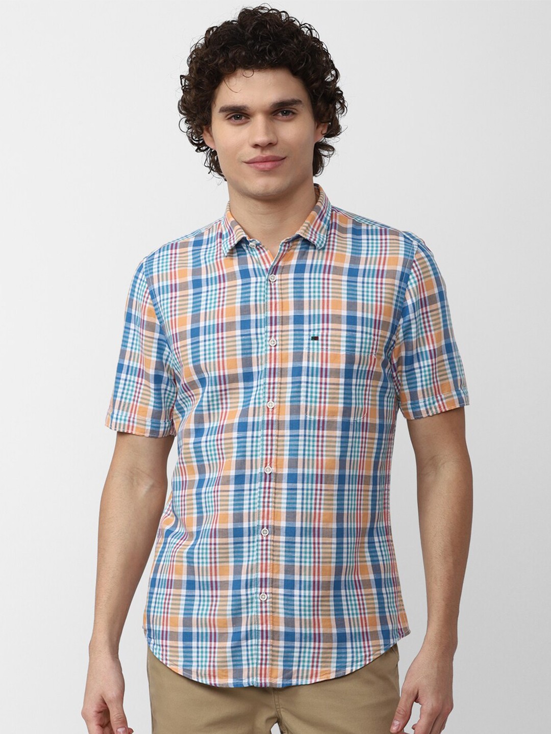 

Peter England Casuals Men Slim Fit Tartan Checks Cotton Casual Shirt, Blue