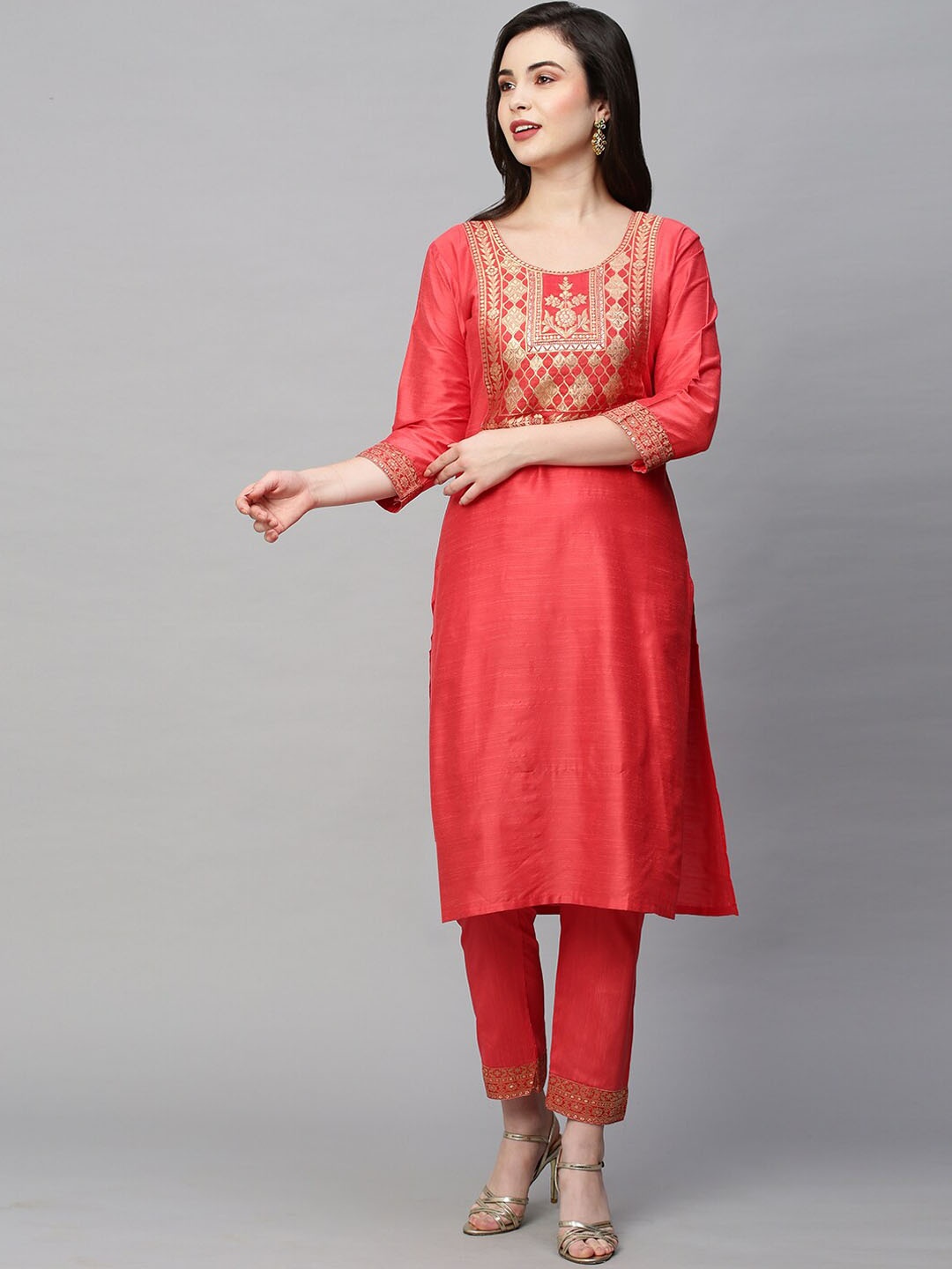 

POONAM DESIGNER Floral Printed Round Neck Kurta with Trousers, Red