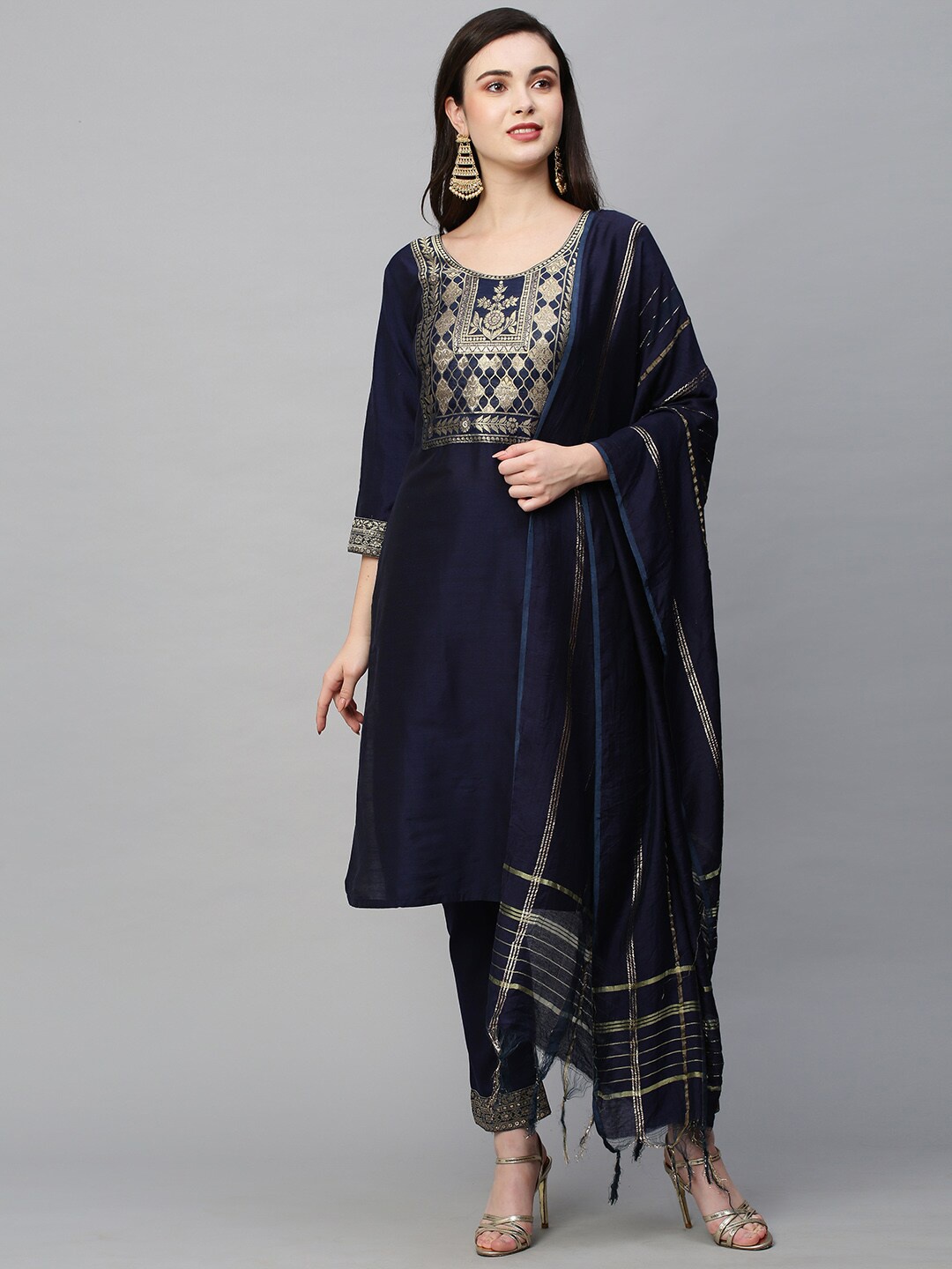 

POONAM DESIGNER Ethnic Motifs Round Neck Kurta with Trousers & Dupatta, Navy blue