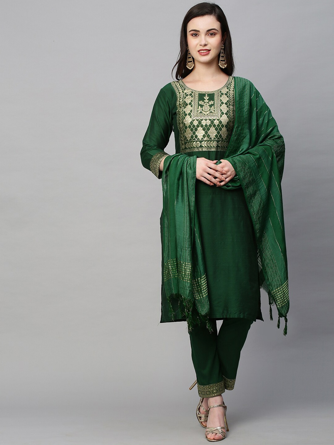 

POONAM DESIGNER Women Kurta with Trousers & With Dupatta, Green