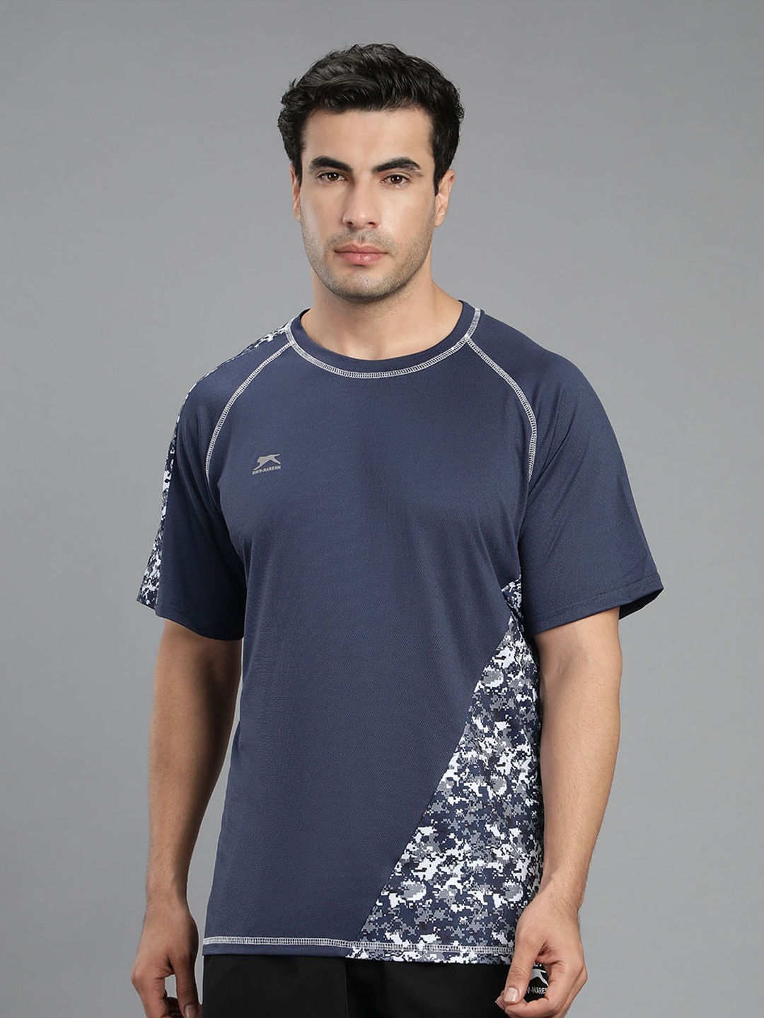 

Shiv Naresh Men Abstract Printed Cotton T-shirt, Navy blue