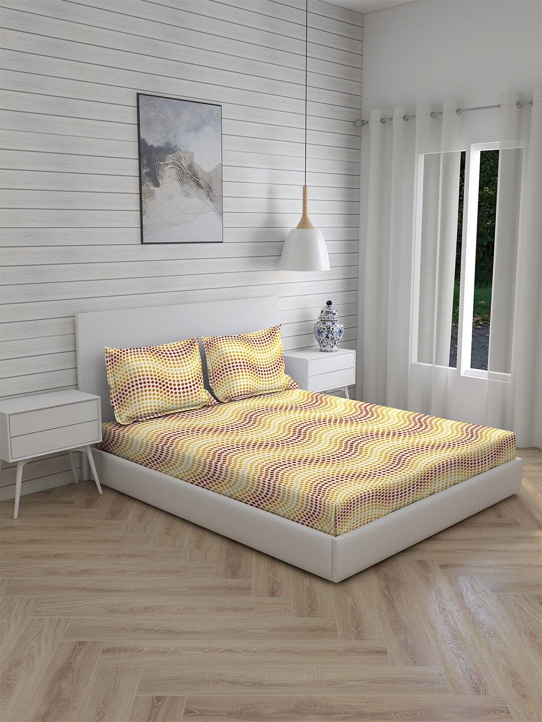

Layers Firenze Brown & Mustard Geometric Printed 140 TC King Bedsheet with 2 Pillow Covers