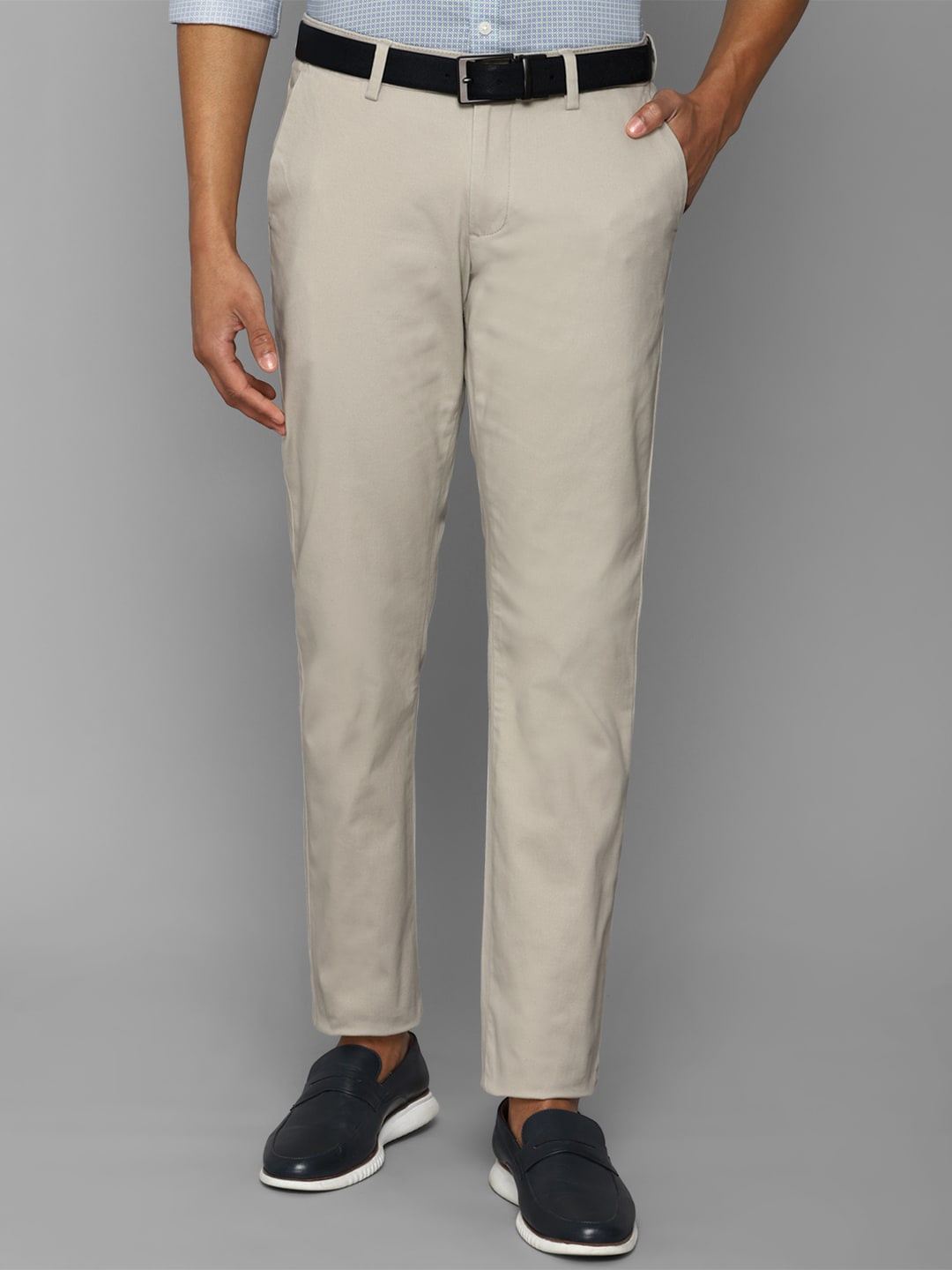 

Allen Solly Men Slim Fit Trousers, Cream