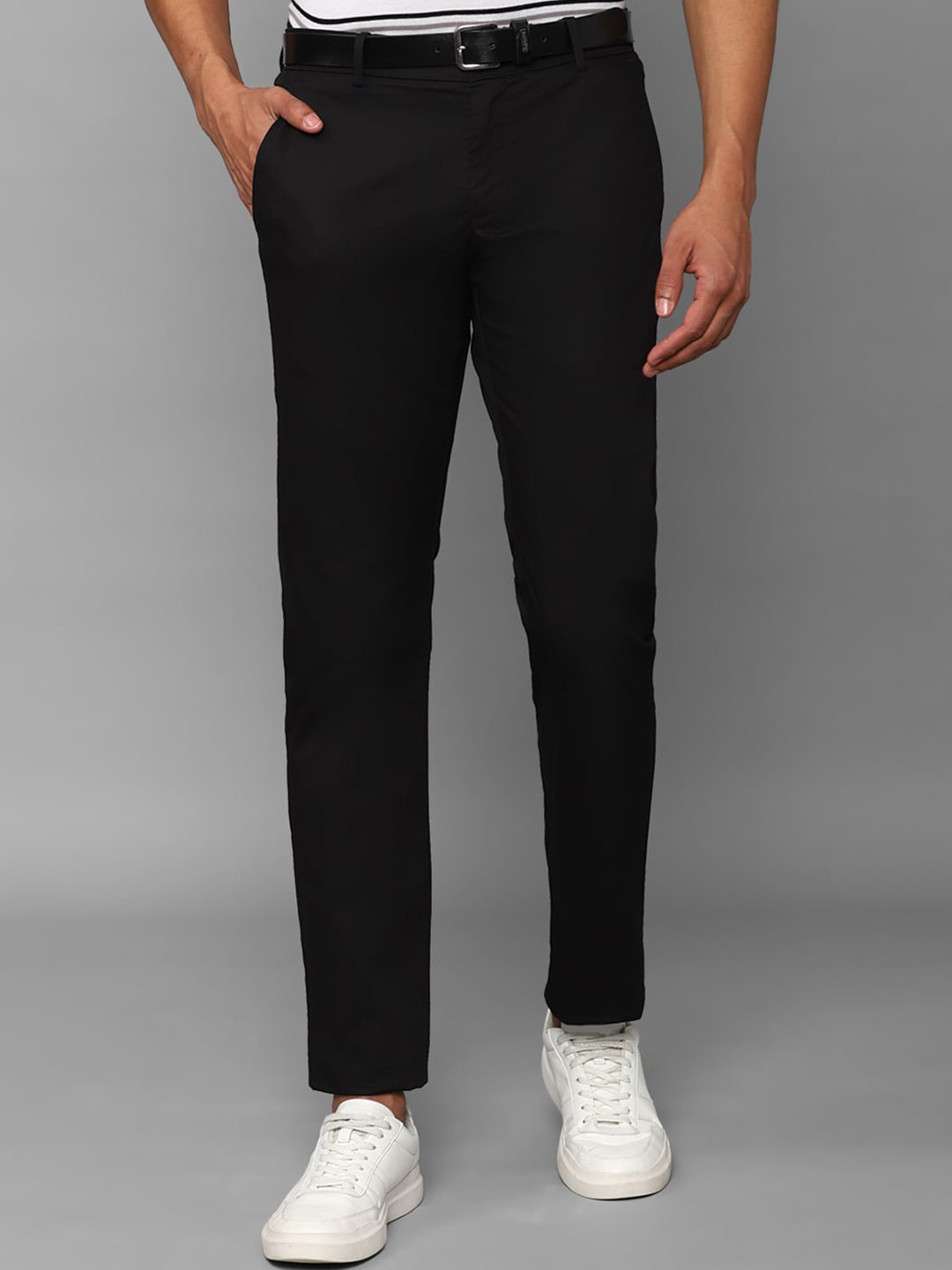 

Allen Solly Men Slim Fit Trousers, Black