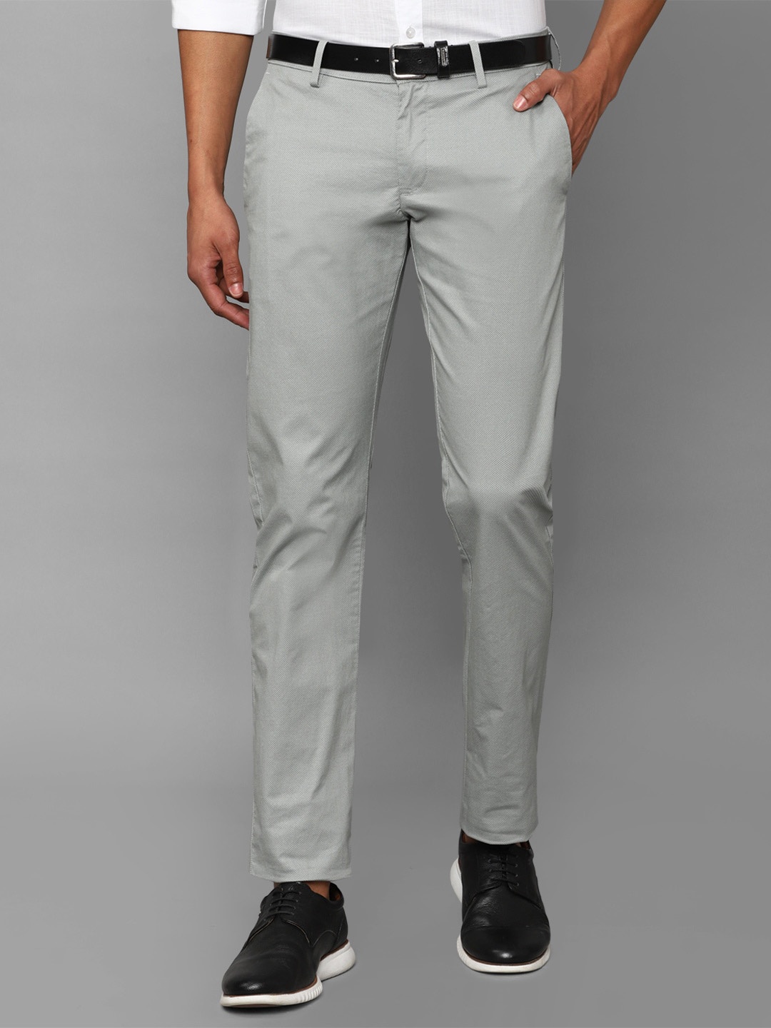 

Allen Solly Sport Men Textured Slim Fit Trousers, Grey