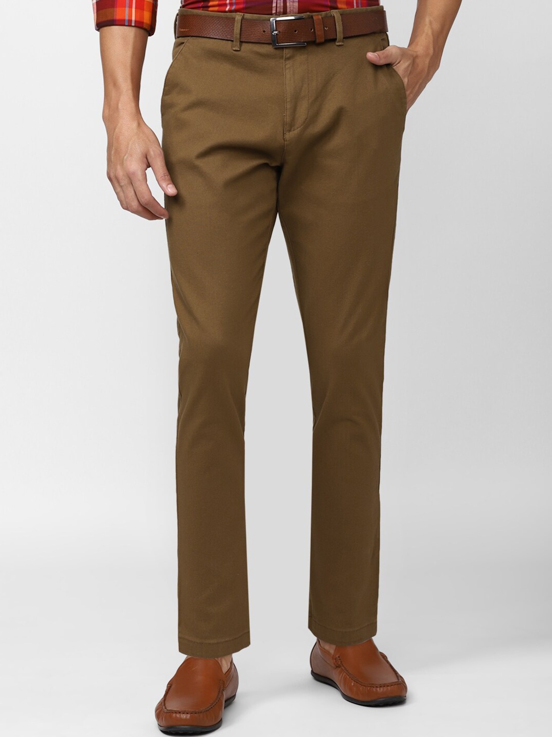 

Peter England Casuals Men Textured Slim Fit Trousers, Brown