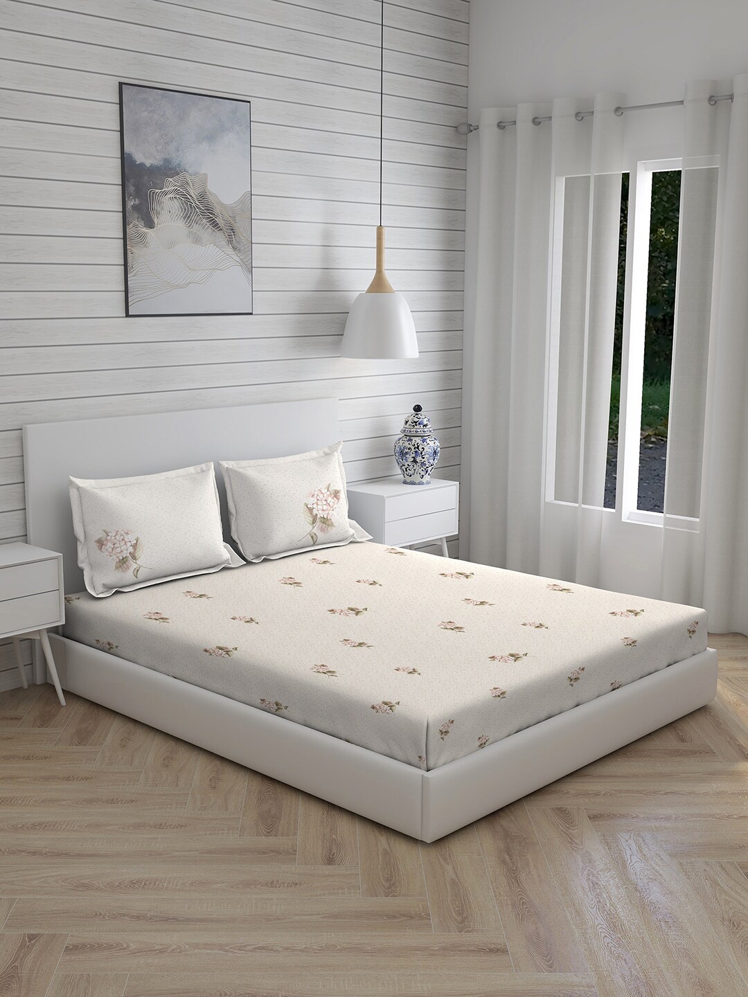 

Boutique Living India Beige & Green Floral 300 TC King Bedsheet with 2 Pillow Covers