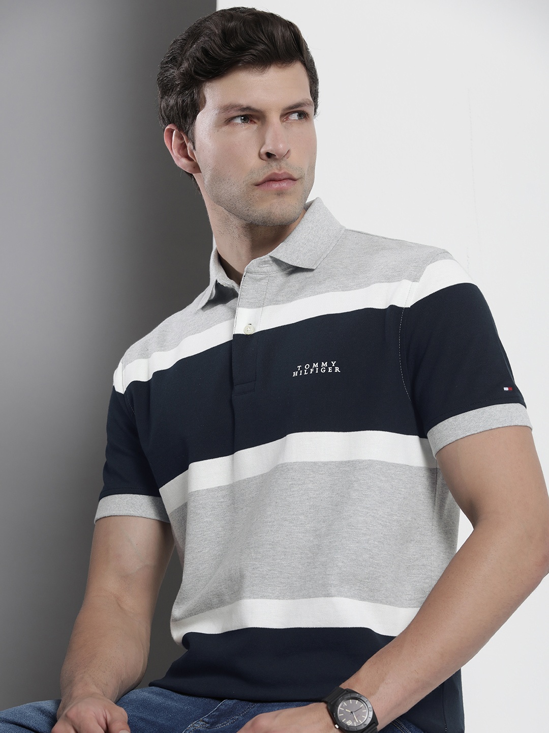 

Tommy Hilfiger Men Colourblocked Polo Collar T-shirt, Grey