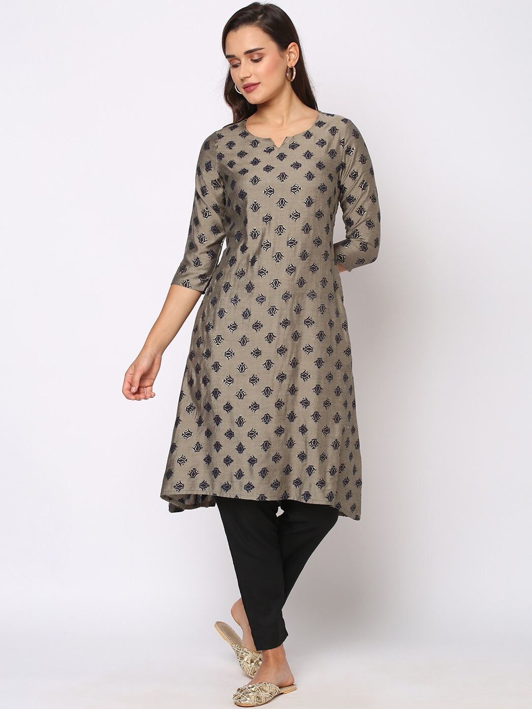 

Fusion Beats Ethnic Motifs Round Neck Printed Kurta, Grey