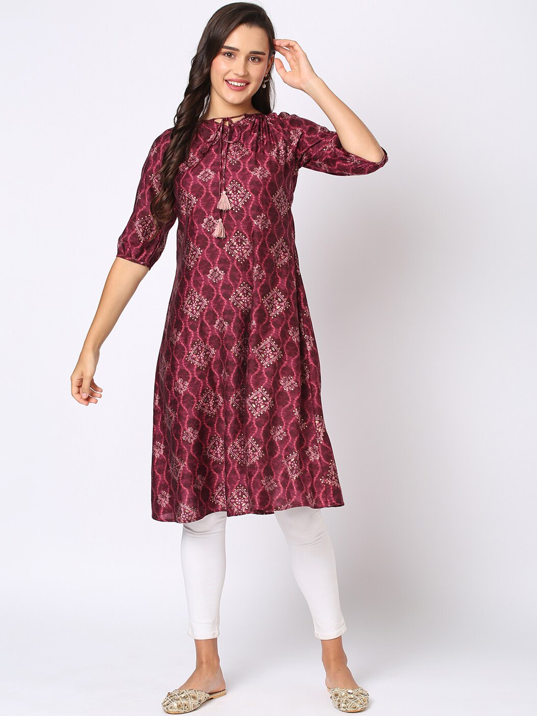 

Fusion Beats Ethnic Motifs Tie-Up Neck Printed Kurta, Maroon