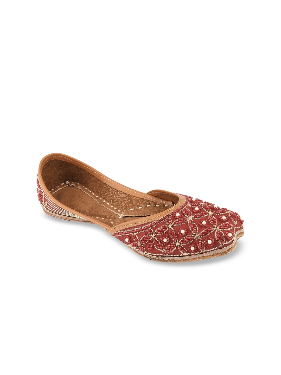 

DESI COLOUR Women Embellished Ethnic Mojaris Flats, Maroon