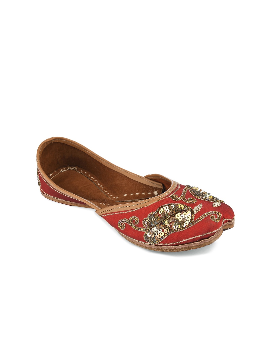 

DESI COLOUR Women Embellished Ethnic Mojaris Flats, Red
