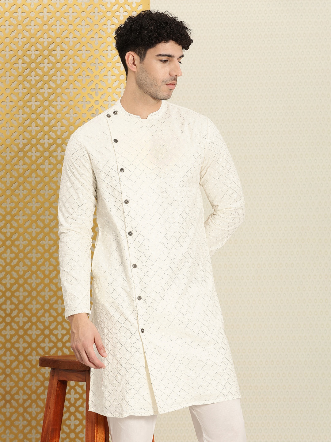 

House of Pataudi Men Pure Cotton Embellished Sequined Angrakha Jashn Kurta, White