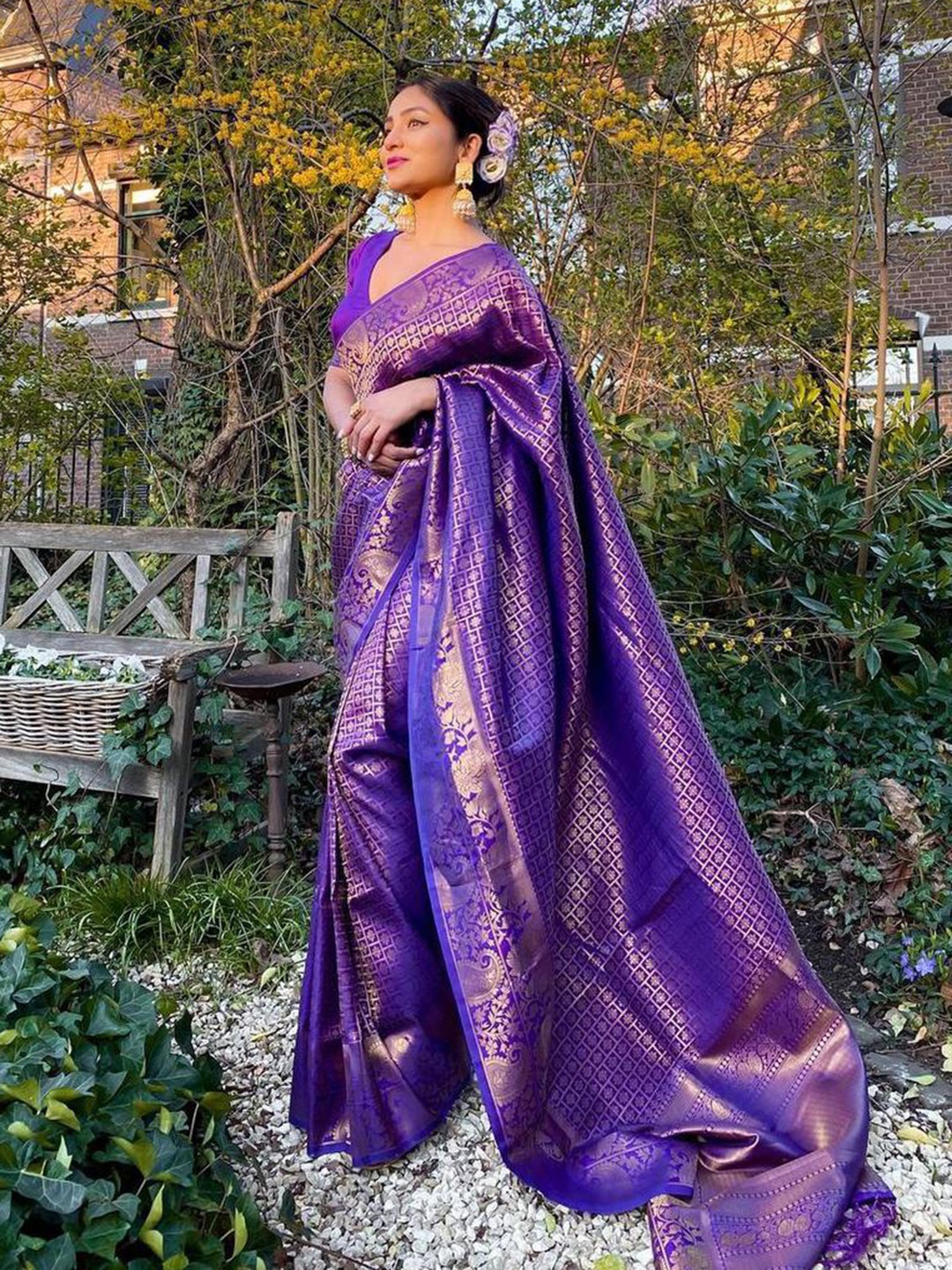 

TIEXA Woven Design Zari Pure Silk Banarasi Saree, Violet